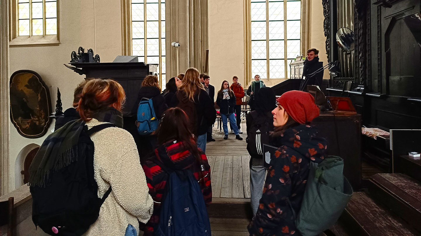 Skolni-edukacni-prohlidka_uvodni